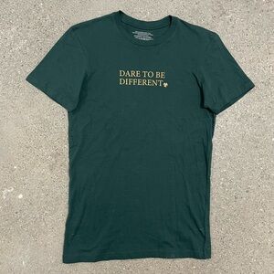 Dare to be Different Teeling Whiskey T-Shirt size Small